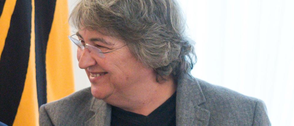 Die Theaterregisseurin Andrea Breth erhielt 2015 im Schloss Bellevue in Berlin den Verdienstorden der Bundesrepublik Deutschland.