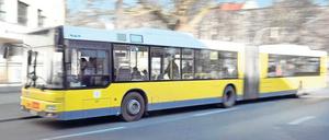 Das Programm zum Beschleunigen von Bussen und Straßenbahnen kommt nur schleppend voran.