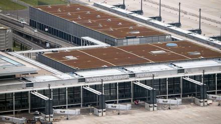 Blick auf den Flughafen BER - ein zusätzliches Terminal soll mehr Kapazitäten bescheren.