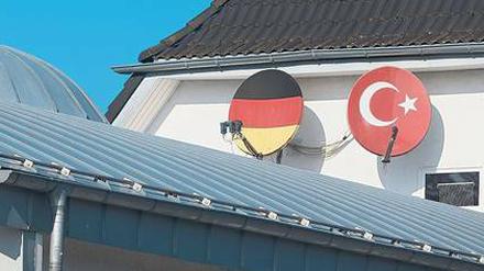 Doppelte Loyalität. Für viele Berliner ist es ganz normal, sich zwei Ländern verbunden zu fühlen. 