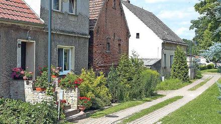 Meseberg sieht aus wie ein gewöhnlicher Ort im Ruppiner Land. 