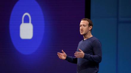886 Meldungen bei Facebook und seinem CEO Mark Zuckerberg.