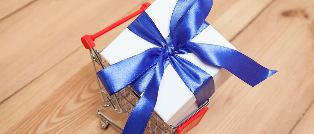 Um das richtige Geschenk zu finden, muss man Hinweise aufmerksam auffangen.