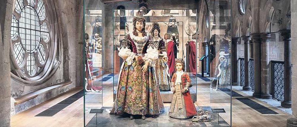 Faszinierende Einblicke geben die "Queen’s Diamond Jubilee Galleries".