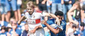 Abwehrstark. Marc Stein (links), der Kapitän des FC Energie Cottbus, hat wie sein Klub schon einige Jahre in der Bundesliga hinter sich – bei Hertha BSC und Hansa Rostock. Irgendwann will auch Cottbus wieder nach oben. 