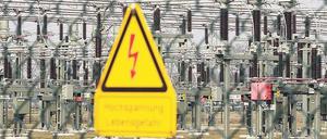 Vorsicht Hochspannung! Eine Umspannstation von 50Hertz östlich Berlins.