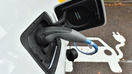Noch immer schwer zu finden: Ladestation für Elektroautos. 