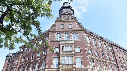 Der Haupteingang zum Verwaltungsgericht Gelsenkirchen.