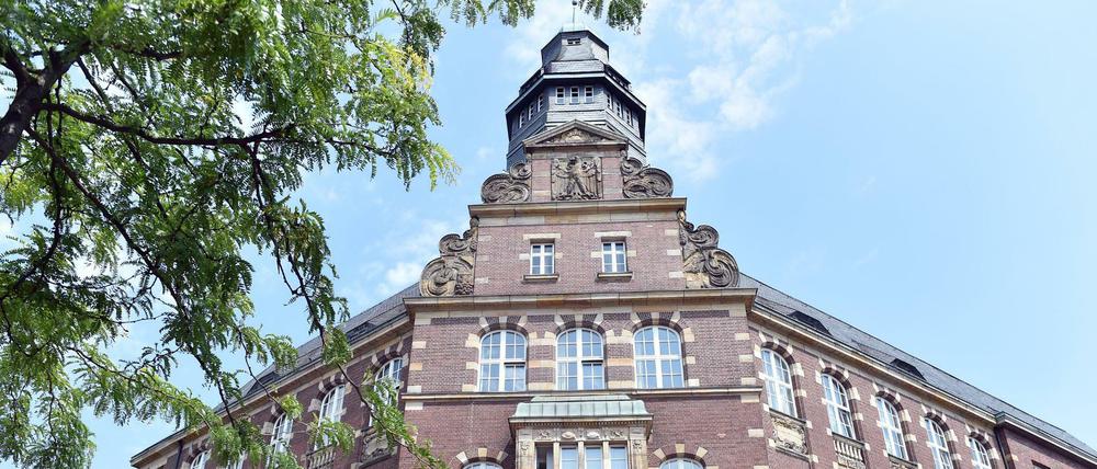 Der Haupteingang zum Verwaltungsgericht Gelsenkirchen.