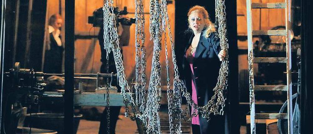 Anja Kampe als Sieglinde in der "Walküre"