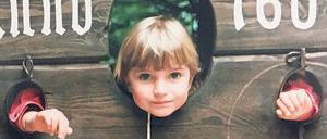 Abhängen früher. Unsere Autorin als Kind im Märchenpark, in dem sich bis heute fast nichts verändert hat.