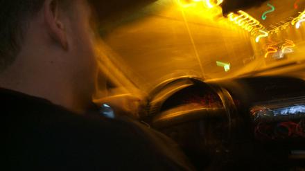 Autofahrer im Berliner Tiergartentunnel (Symbolbild). 