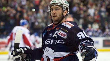 Pause vom Eis. Eisbären-Profi Constantin Braun fiel bereits zweimal länger wegen Depressionen aus. Jetzt fehlt er, weil er alkoholabhängig ist. 