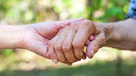 Jemanden an die Hand nehmen, helfen, unterstützen - nicht die schlechteste Idee nach der Schule.