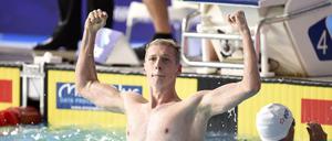 Muskelspiele. Florian Wellbrock jubelt über seinen Sieg in Glasgow.