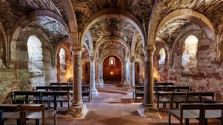 Gewölbt. Die Krypta im Kloster Memleben in Sachsen-Anhalt.