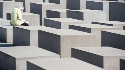 Die einen erinnern, andere leugnen: Das Holocaust-Mahnmal in Berlin