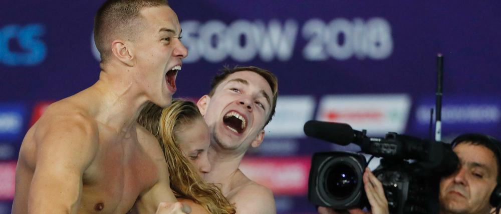 Yes! Deutschland holt Gold in der Mixed-Staffel.