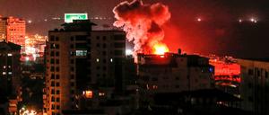 Aufnahme eines israelischen Luftschlags auf Gaza