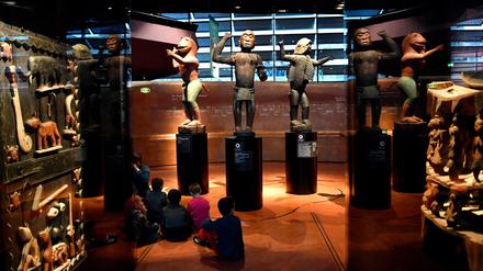 Beutekunst? Große königliche Statuen des Königreichs Dahomey aus den Jahren 1890-1892 im Quai Branly Museum-Jacques Chirac.
