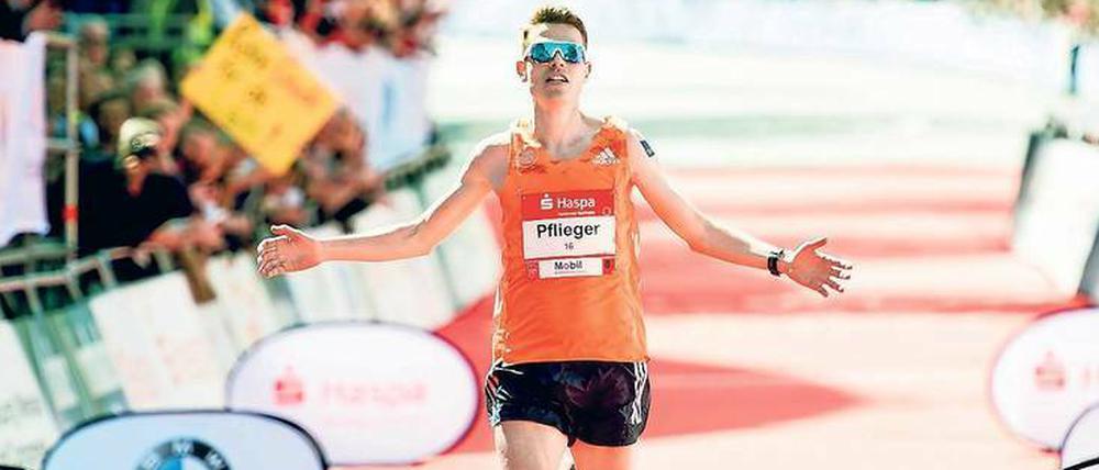 Sein Revier. Philipp Pflieger kennt die Strecke in Berlin gut.