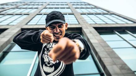 Über den Lieferanten wollen Fans Kontakt zu Rapper Capital Bra.