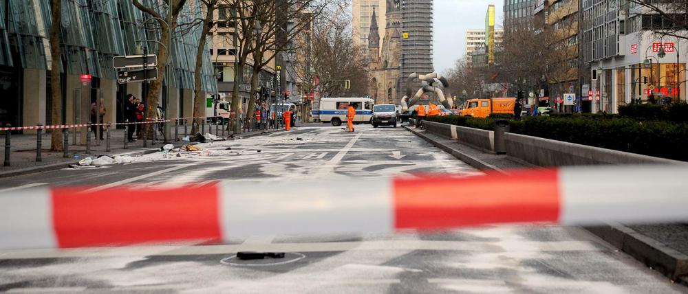 Tatort Tauentzienstraße. So sah es hier nach dem tödlichen Unfall aus.