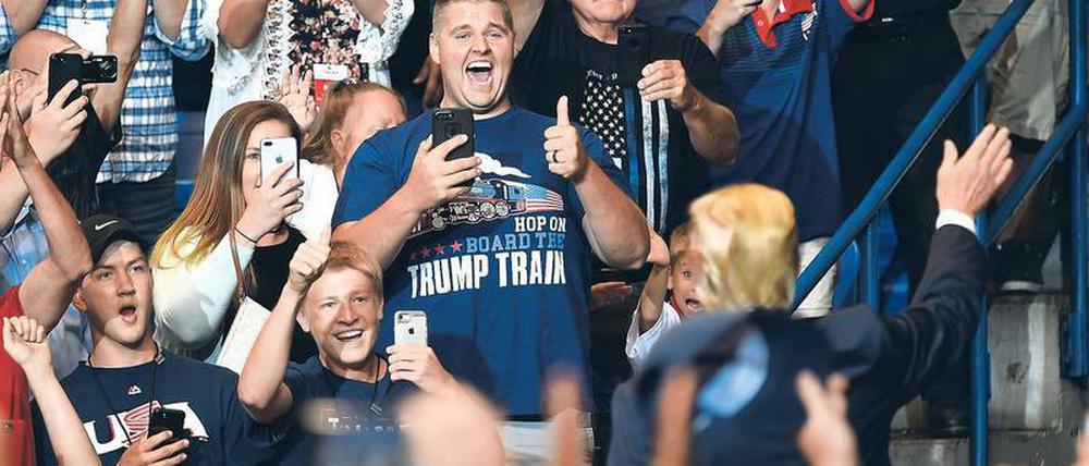 America first. Donald Trump lässt sich bei einem Auftritt feiern.
