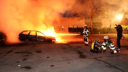 Die Feuerwehren hatten in der Nacht viele Einsätze.