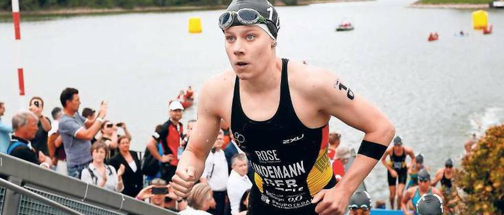 Blick nach vorn. Laura Lindemann lässt sich auch von kleinen Katastrophen im Rennen nicht beirren. Bei der EM in Glasgow kämpfte sie sich nach einem mäßigen Schwimmergebnis und einem Sturz wieder an die Medaillenränge heran.
