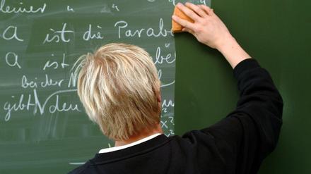 Berlins Schulen suchen händeringend nach Lehrern. In diesem Jahr müssen sie noch mehr Kompromisse machen. 