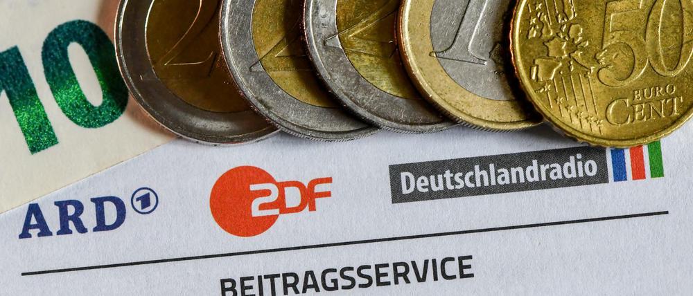 Für Zweitwohnungsinhaber gibt es vom Beitragsservice Geld zurück. 