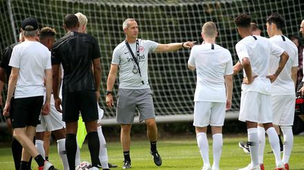 Justierungsbedarf bei Eintracht Frankfurt: Unter der Ägide von Adi Hütter läuft noch längst nicht alles rund. 