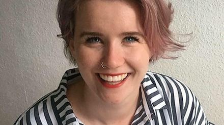 Jes Welsh unterstützt als Doula queere Menschen bei der Familienplanung.