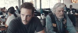 Familienballast. Gabriel (Eric Hunter, links) und sein Großvater (Max Thayer).
