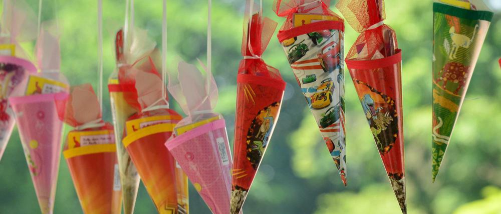 Erst die Zuckertüten, dann das Lernen. Aber mit wem? Vor allem an Grundschulen fehlen Lehrer.