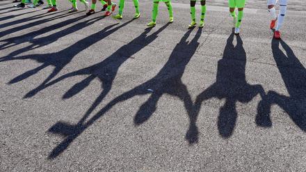 Lange Schatten werfen. Hannovers Spieler nach dem 6:0 in Karlsruhe im DFB-Pokal, dem ersten Pflichtspiel der Saison.