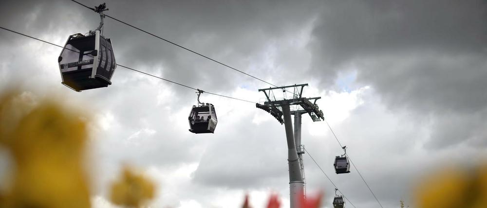 Eine Fahrt mit der Seilbahn der Internationalen Gartenbauausstellung (IGA) in Marzahn soll nach SPD-Wunsch dem VBB-Tarif angepasst werden.