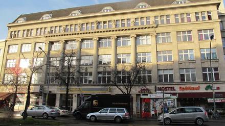 Essen gibt es nahe des Metropol Hostel genug. Sowohl zu Curry 36 als auch zu Mustafas Gemüse Kebab sind es nur ein paar Schritte.
