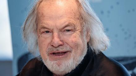 Gustav Kuhn, Dirigent und Leiter der Tiroler Festspiele Erl, lässt sein Amt nach MeToo-Vorwürfen ruhen.