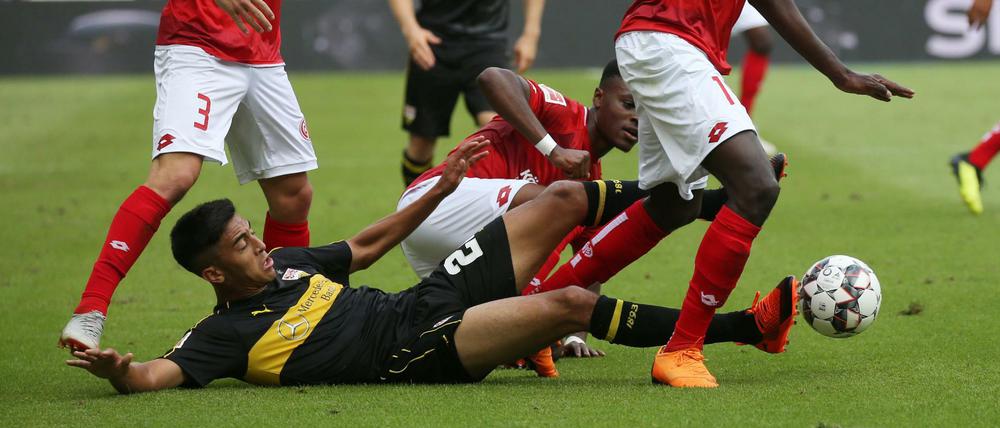 Viel Kampf und Krampf gab es zwischen dem VfB und Mainz 05.