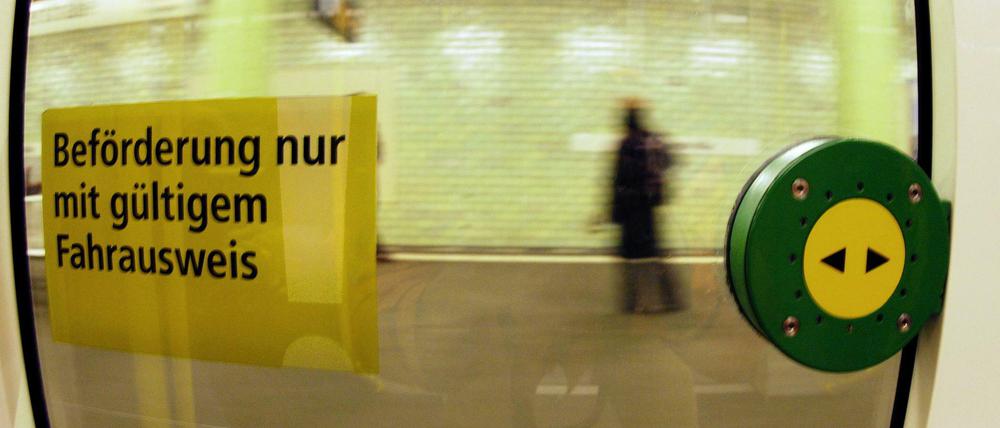 Mit Berlinpass und Schülerausweis können Kinder seit 1. August kostenlos Busse und Bahnen nutzen.