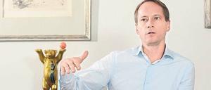 Axel Schweitzer, 1969 in Berlin geboren, führt als Vorstandsvorsitzender gemeinsam mit seinem Bruder Eric die Alba Group.