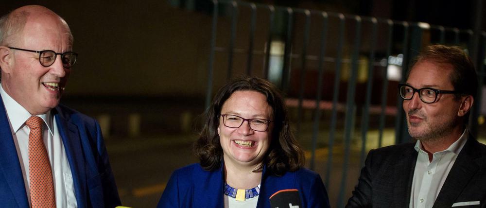 Volker Kauder (CDU), Andrea Nahles (SPD) und Alexander Dobrindt (CSU) nach dem Spitzentreffen im Kanzleramt. 