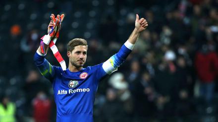 Alles top: Kevin Trapp geht zu seinem alten Verein, der Eintracht Frankfurt zurück.