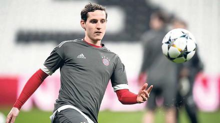 Wertvolle Passmaschine. 16 Millionen Euro zahlten die Schalker für den Mittelfeldstrategen Sebastian Rudy vom FC Bayern.