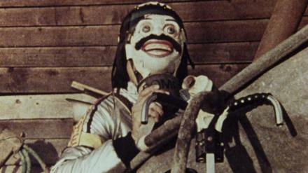 Burlesk. Die post-koloniale Essaykomödie „Who Invented the YoYo? Who invented the Moon Buggy“.