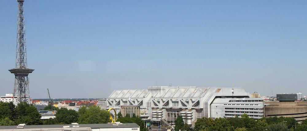 Während der IFA: Messedamm aktuell wegen Polizeieinsatz gesperrt