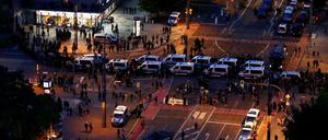 Straßenblockade der Polizei in Chemnitz