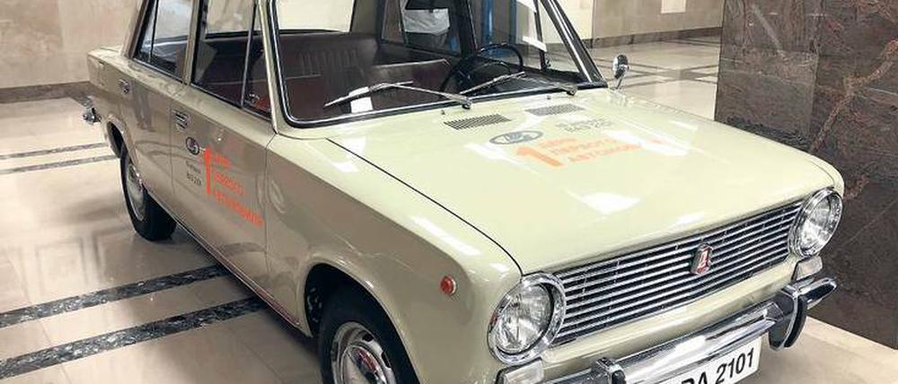 Der erste produzierte Lada weckt Erinnerungen.